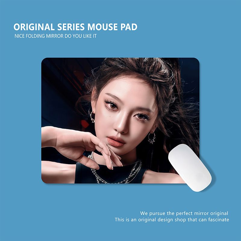 Aespas Figure Creative Cheerin - Gaming Keyboard And Mouse Pad 评论和价格