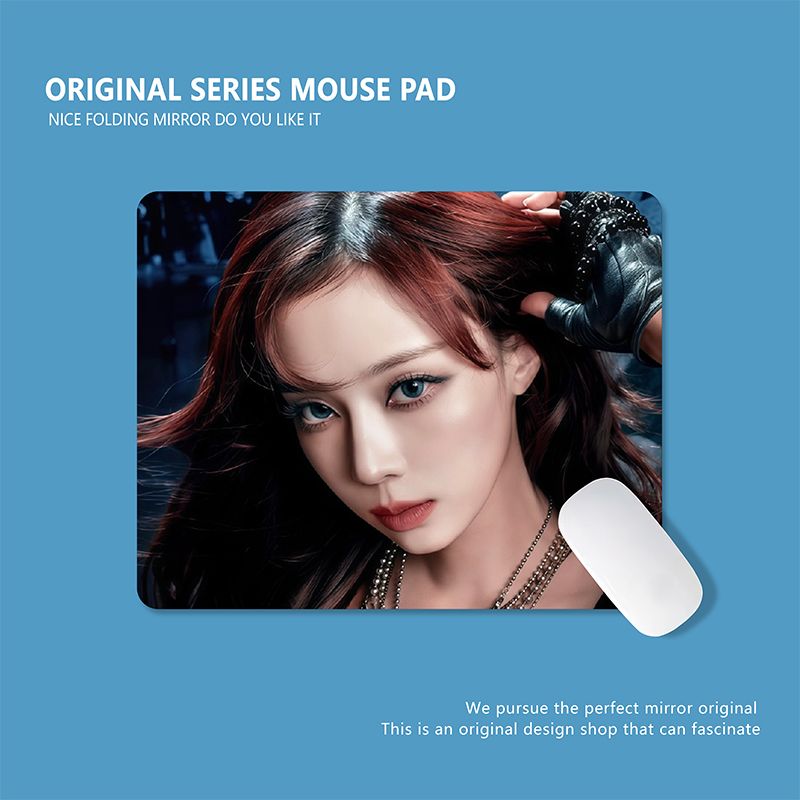 Aespas Figure Creative Cheerin - Gaming Keyboard And Mouse Pad 评论和价格