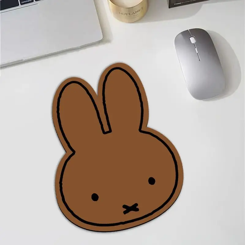 Kawaii Miffy Rabbit Shaped Mou - Gaming Keyboard And Mouse Pad 评论和价格